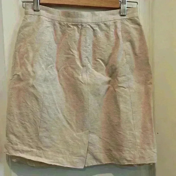 Ann Taylor skirt - Picture 2 of 3